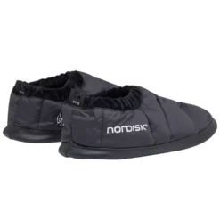 Daunenschuhe Nordisk Mos Down Slippers M (38-40), Black -Camping Rabatt Geschäft black mos down slippers mit ultraweichem innenfutter widerstandfaehiges material blaue huettenschuhe nordisk logo 1000 2 26834