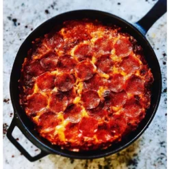 Ooni Gusseisenpfanne -Camping Rabatt Geschäft gusseisen bratpfanne servierpfanne ooni zubehoer skillet pan 1000 2 25104