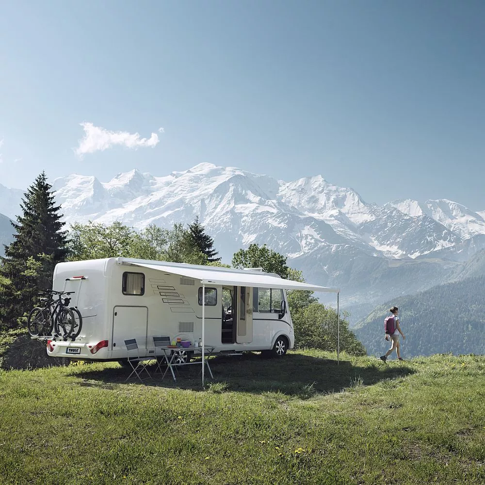 Markise Thule Omnistor 8000, Tuch: Saphir-blau, Gehäuse: Eloxiert 2 Markise Thule Omnistor 8000, Tuch: Saphir-blau, Gehäuse: Eloxiert – Bild 2