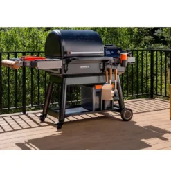 Pellet-Smoker Traeger Ironwood International + Pelletsensor -Camping Rabatt Geschäft traeger holzpelletgrill smoker ironwood international even flow hitzeschild gleichmaessiges grillen 1000 14 24771