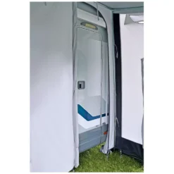 Freistehendes Vorzelt Hahn Zelte Bernina -Camping Rabatt Geschäft wohnmobilteilzelt rueckwand tuer seitlich eingerollt hahn zelte bernina wintervorzelt 1000 3 26958